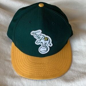 Oakland A’s MLB New Era 7 1/4 Fitted Baseball Hat Elephant logo 59FIFTY
